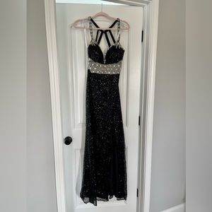 Gown/prom/Ball Dress